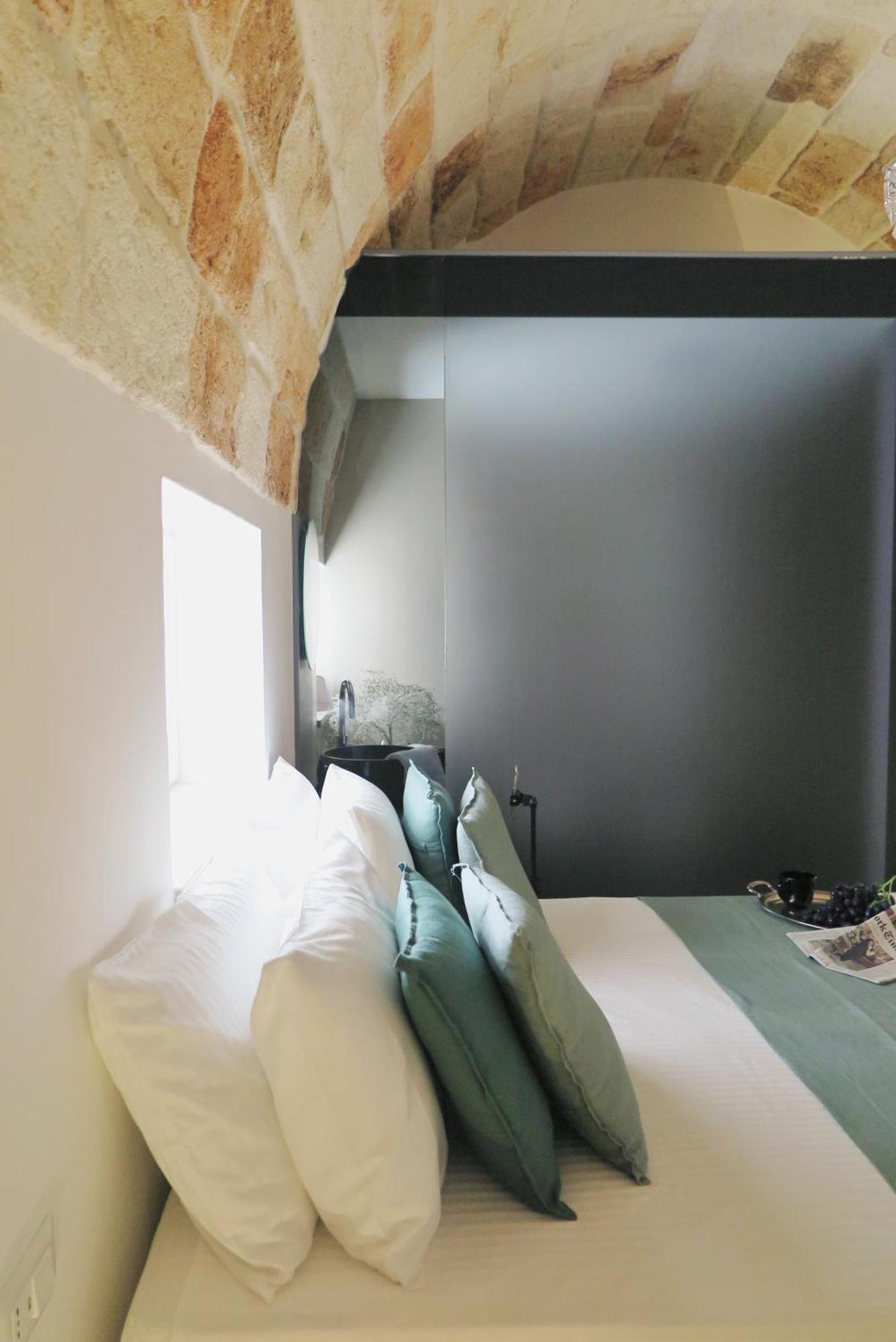 Bed and Breakfast La Volpe E L'Uva Полиньяно-а-Маре Экстерьер фото